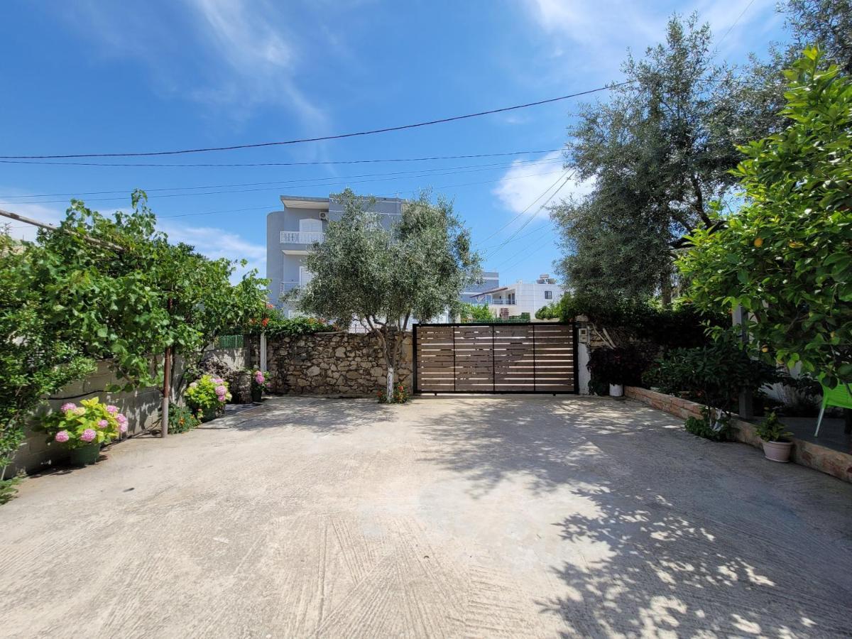 Vila Geri Ksamil Exterior photo